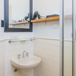 Chambre Standarde Lit Queen-Size
